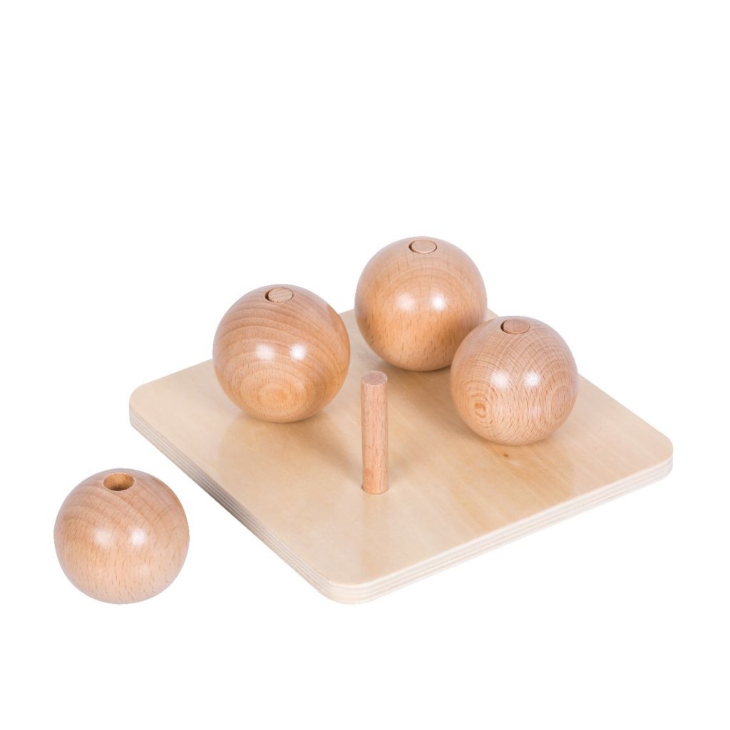 Montessori - Balls On Small Pegs (2 credits)