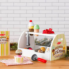 Melissa and Doug - Wooden Ice Cream Counter(3 credits 3個玩具代金)