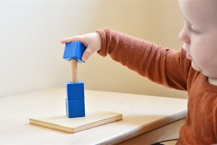 Montessori - Cubes on vertical dowel (2 credits)