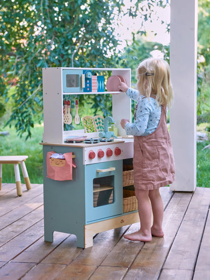 Tender Leaf - Kitchen Range (not available for toy library)