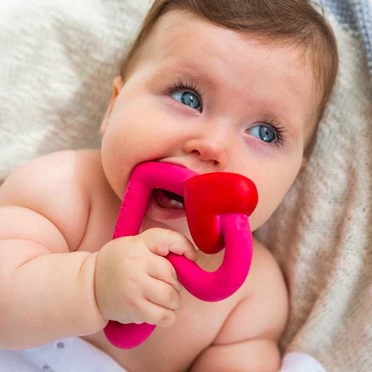 OLI &CAROL - X ARP THE HEART TEETHER (Not available for toy library)