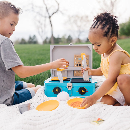 Melissa and Doug - Let's Explore Wooden Camp Stove Play Set (3 Credits 3個玩具代金)