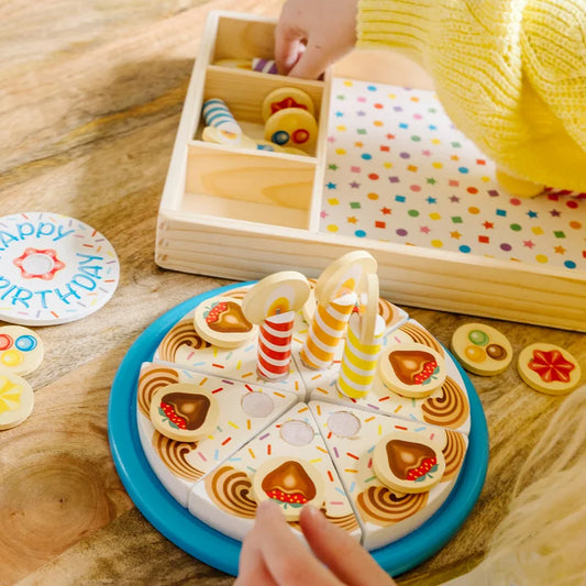Melissa & Doug - Birthday Party - Wooden Play Food (2 credits 2個玩具金幣)